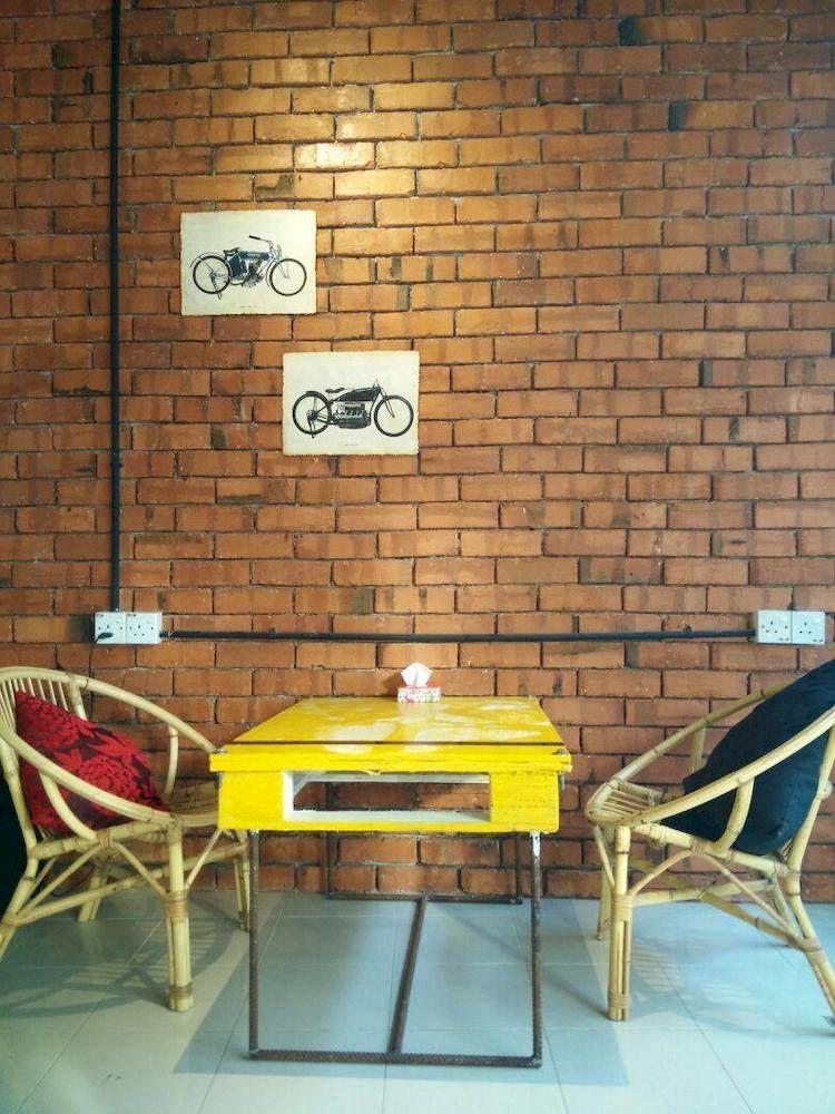 Monkey Motel Cafe Malacca Exteriör bild
